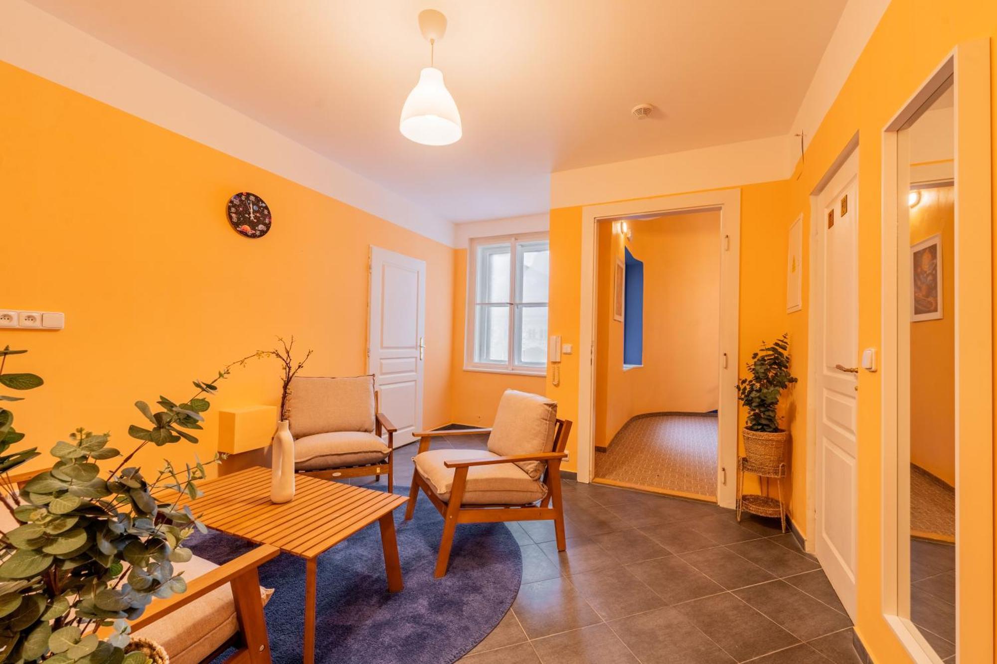 Stellar Female Hostel Praha Eksteriør bilde