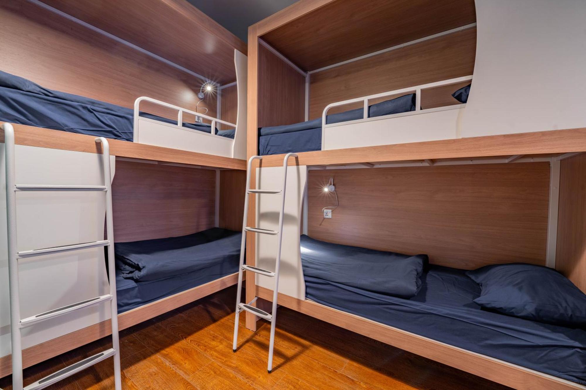 Stellar Female Hostel Praha Eksteriør bilde
